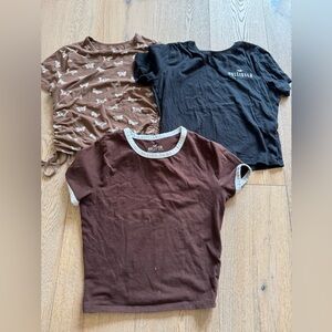 Hollister Xs and s tees